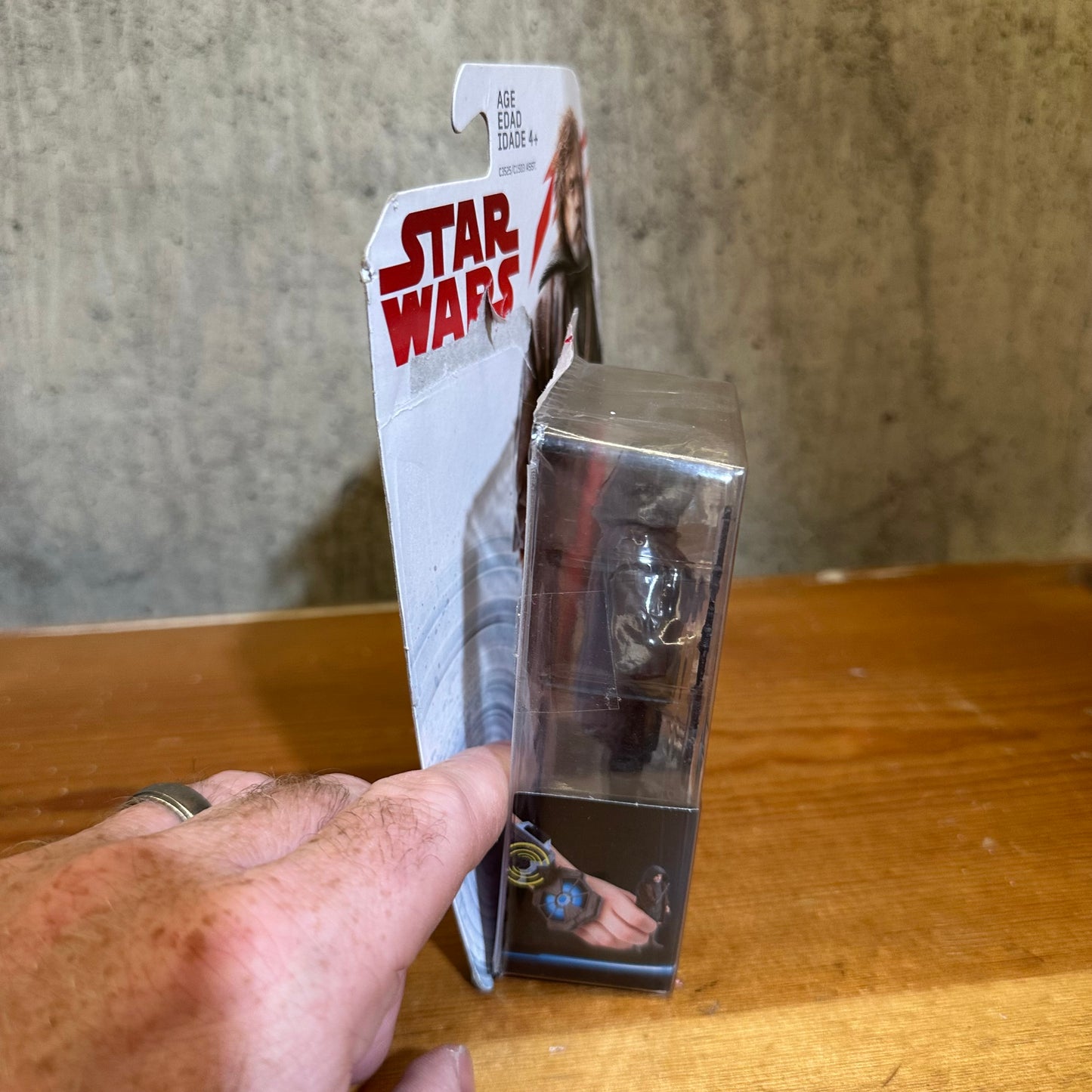 Luke Skywalker Jedi Exile Force Link 3.75” Partial Seal