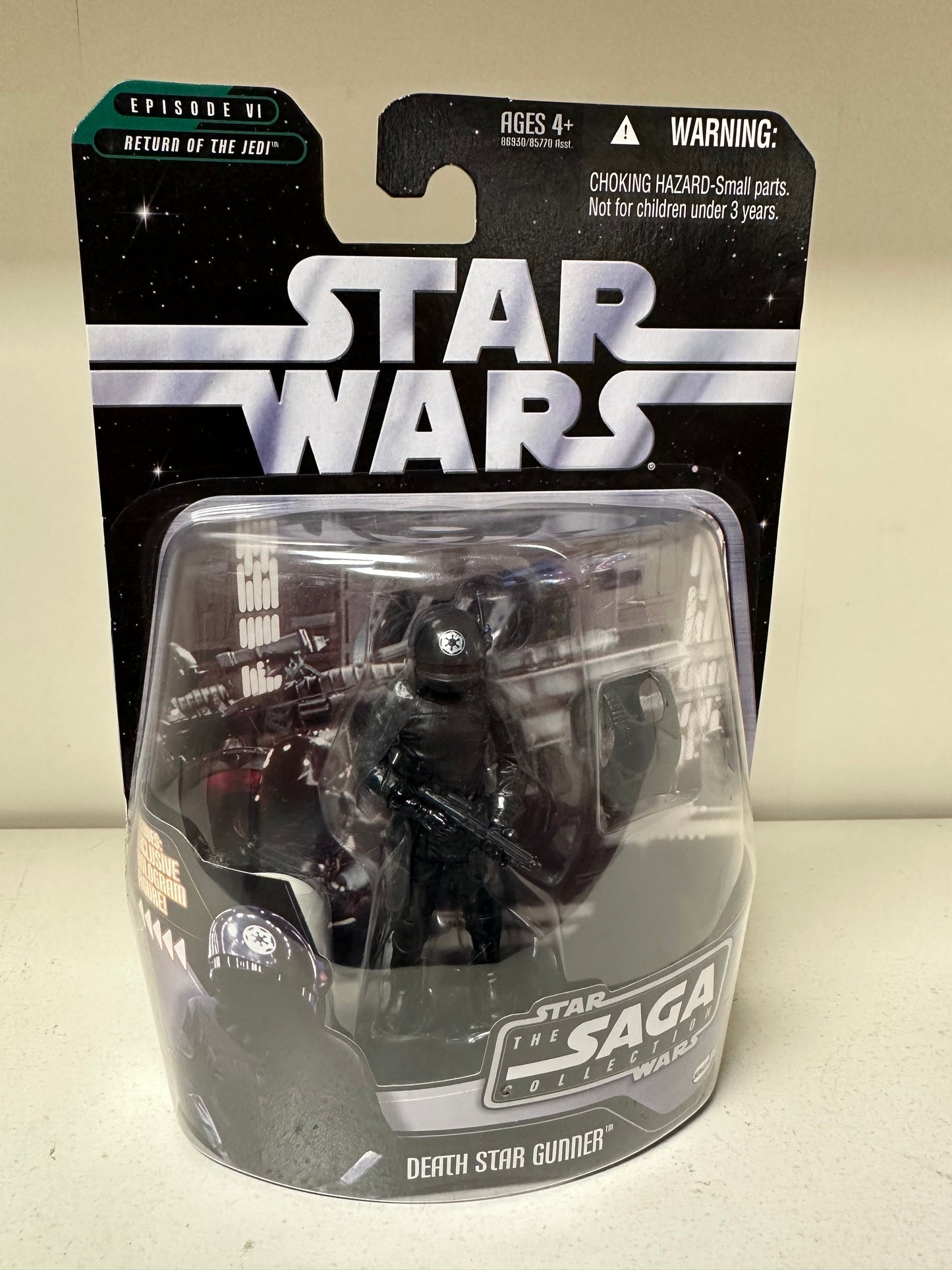 Star Wars Saga Collection Death Star Gunner Sealed MOC Action Figure Toy