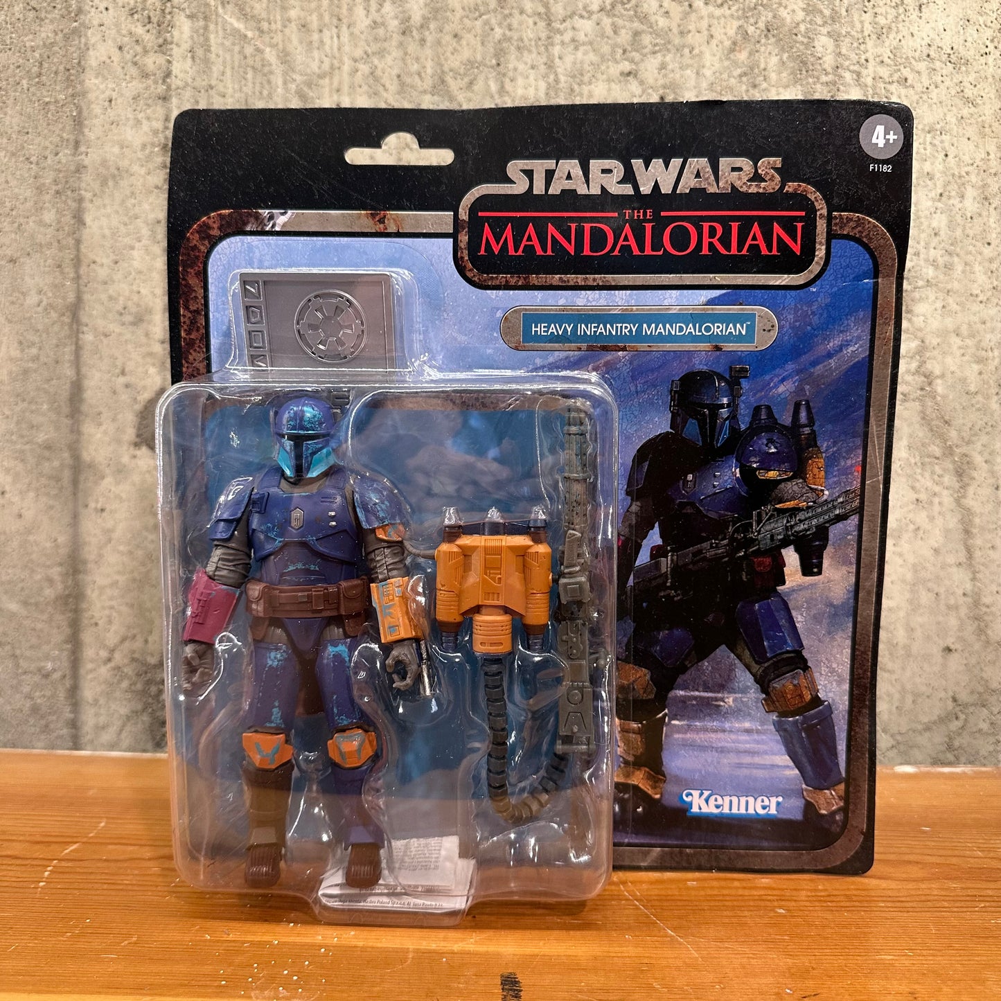 Heavy Infantry Mandalorian MOC Sealed 6” Black Series Action Figure Toy
