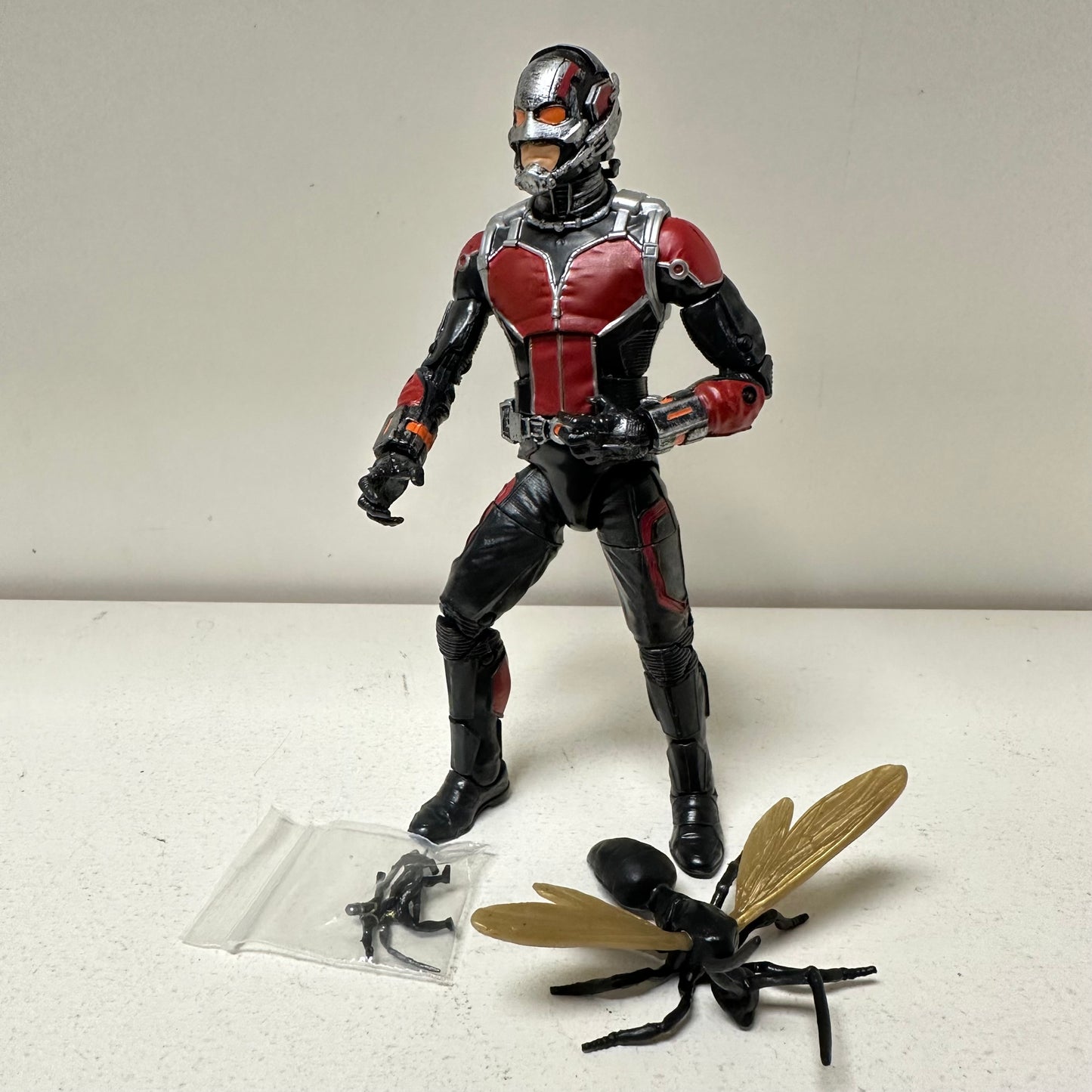 Marvel Legends Antman Ultron wave Complete Action Figure Toy