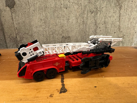 Inferno Transformers Voyager Class Loose Complete POTP Action Figure Toy Robot Autobot