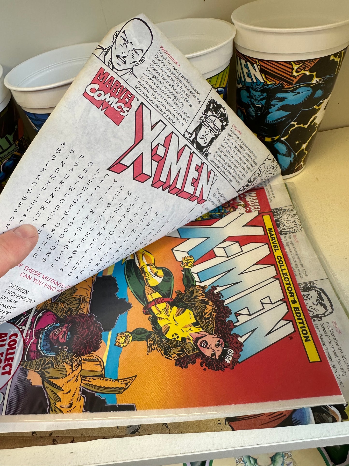 Marvel X-Men Pizza Hut Collectible Kit Cups Box Lids Comics