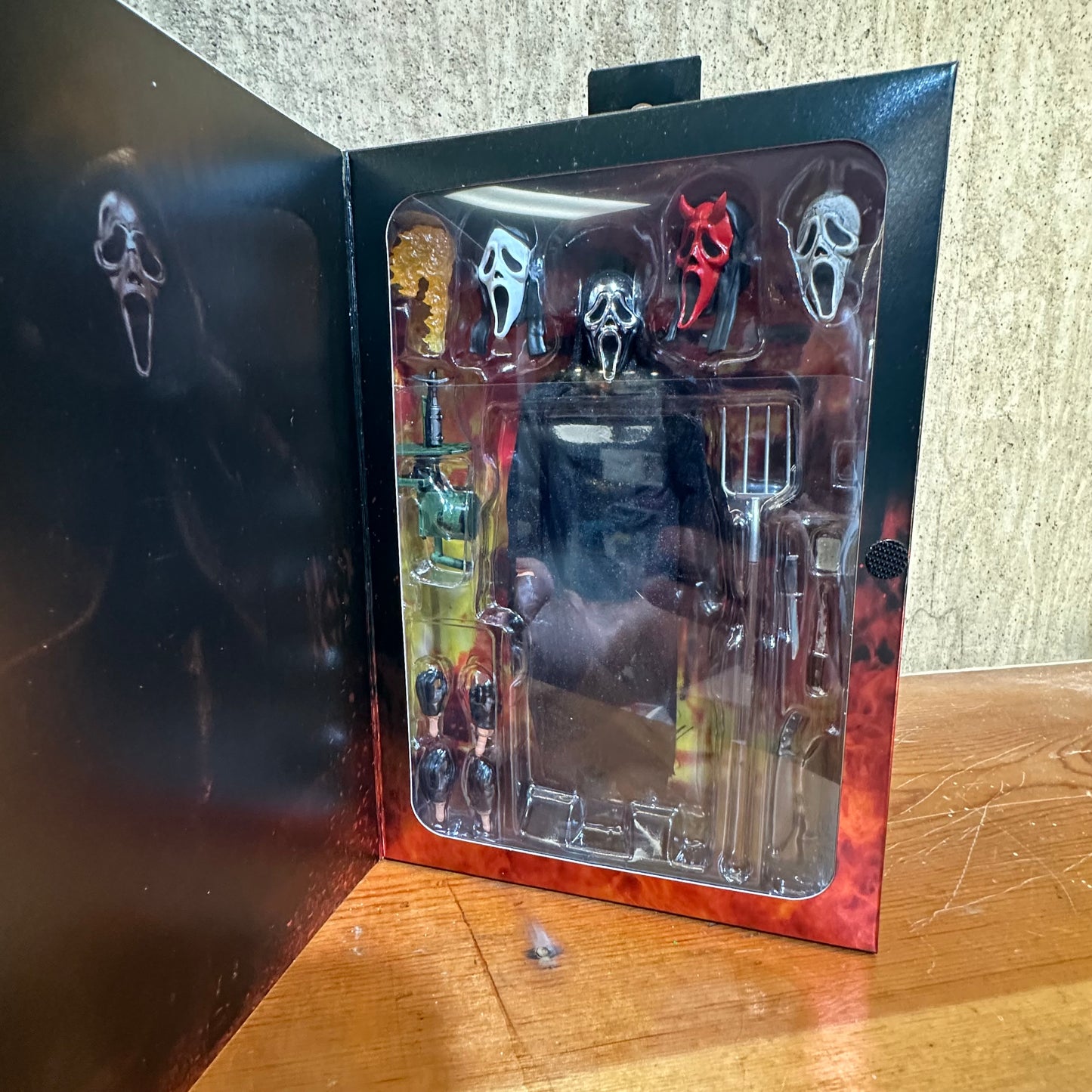Ghost Face Ultimate Inferno Scream w/Weapons 7" Horror Movie Action Figure Toys Neca