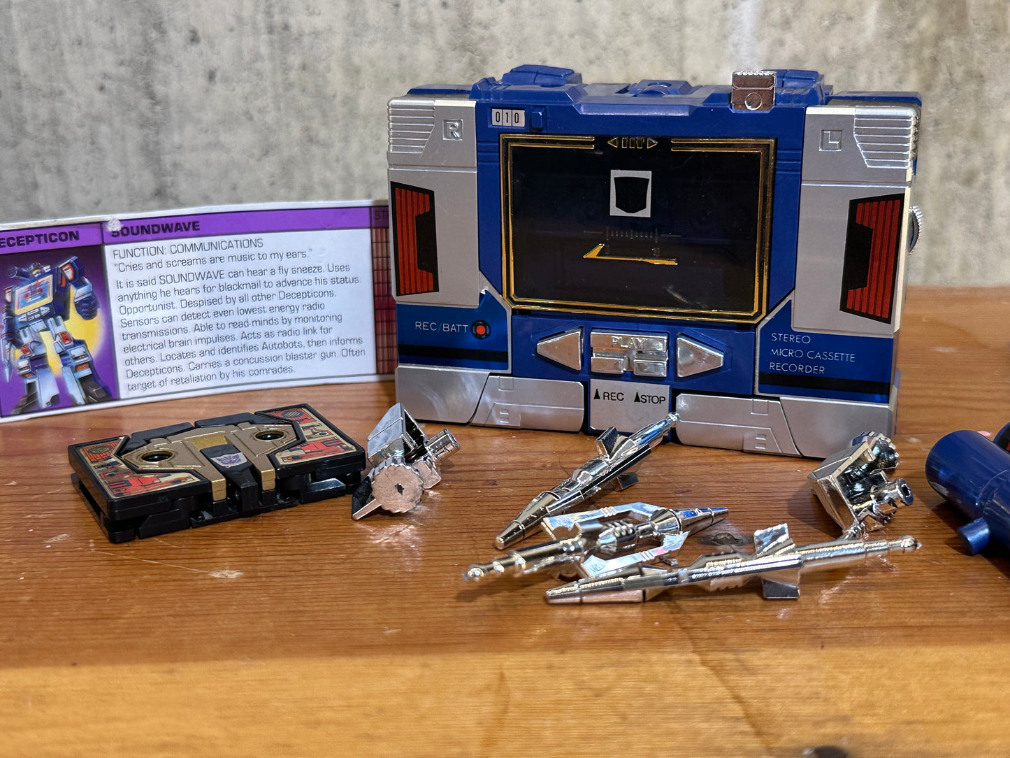 Soundwave G1 Transformers Complete 1984 Robot Toy Hasbro Original