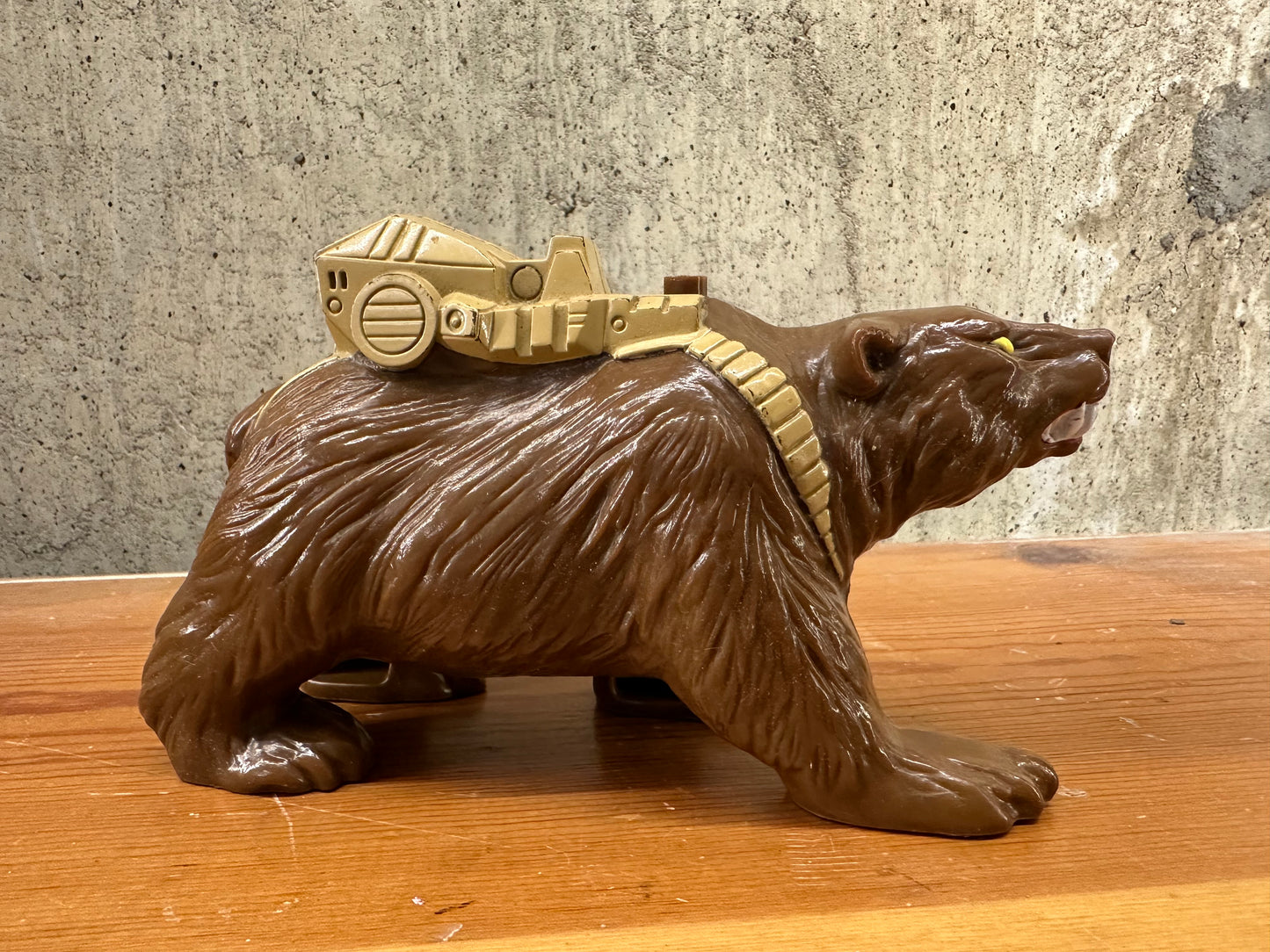 Chainclaw G1 Transformers Pretender Shell Only Action Figure Toy