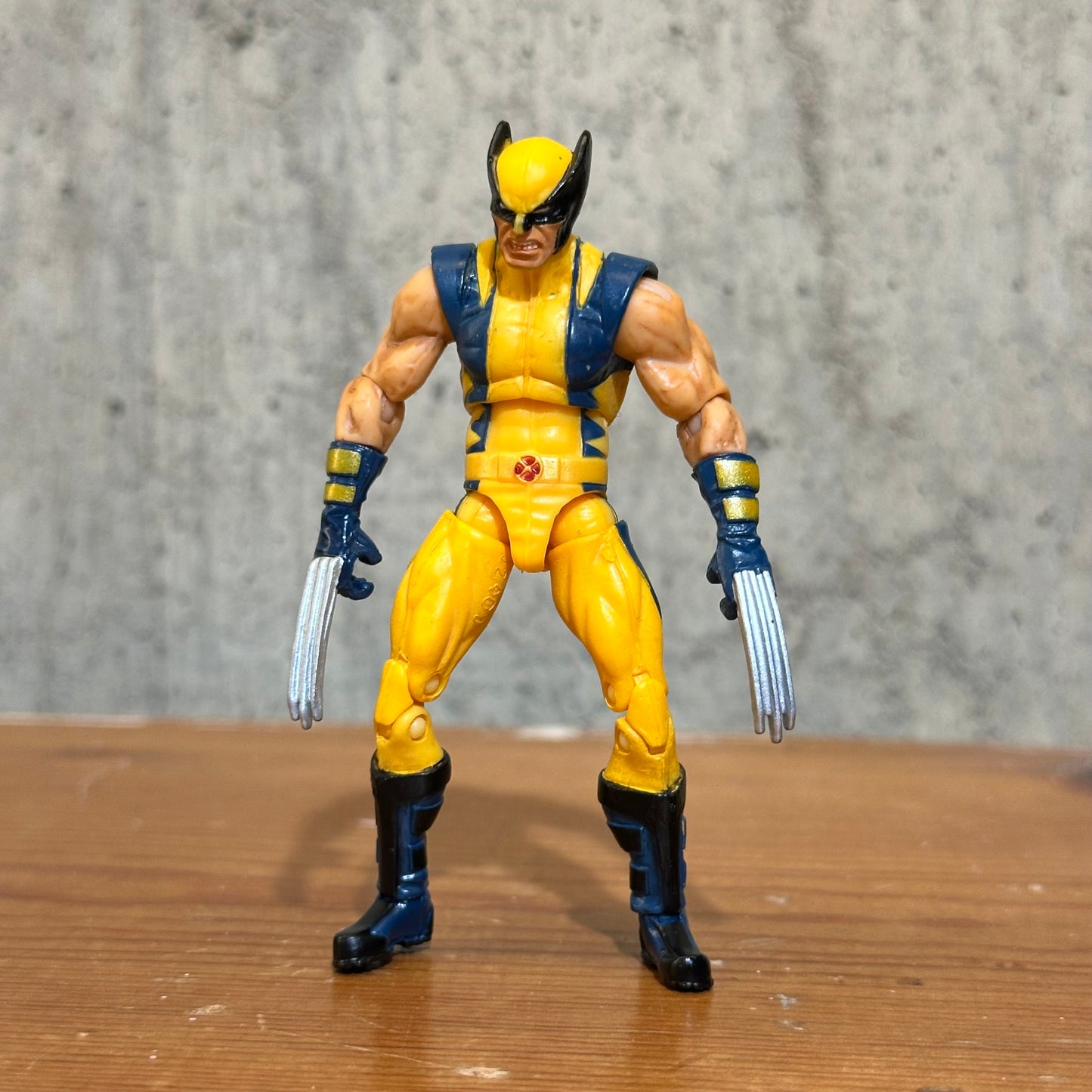 Wolverine 4” Marvel Infinite Series Action Figure Toy