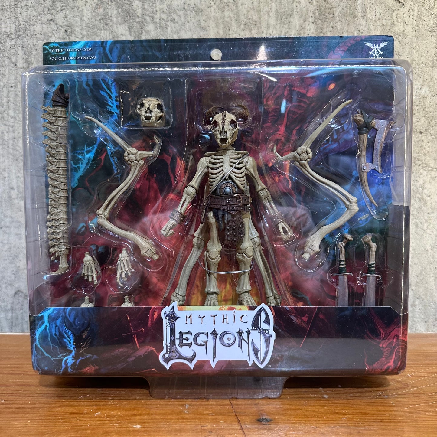 The Turpiculi Mythic Legions DELUXE FIGURE Four Horsemen NECRONOMINUS NEW