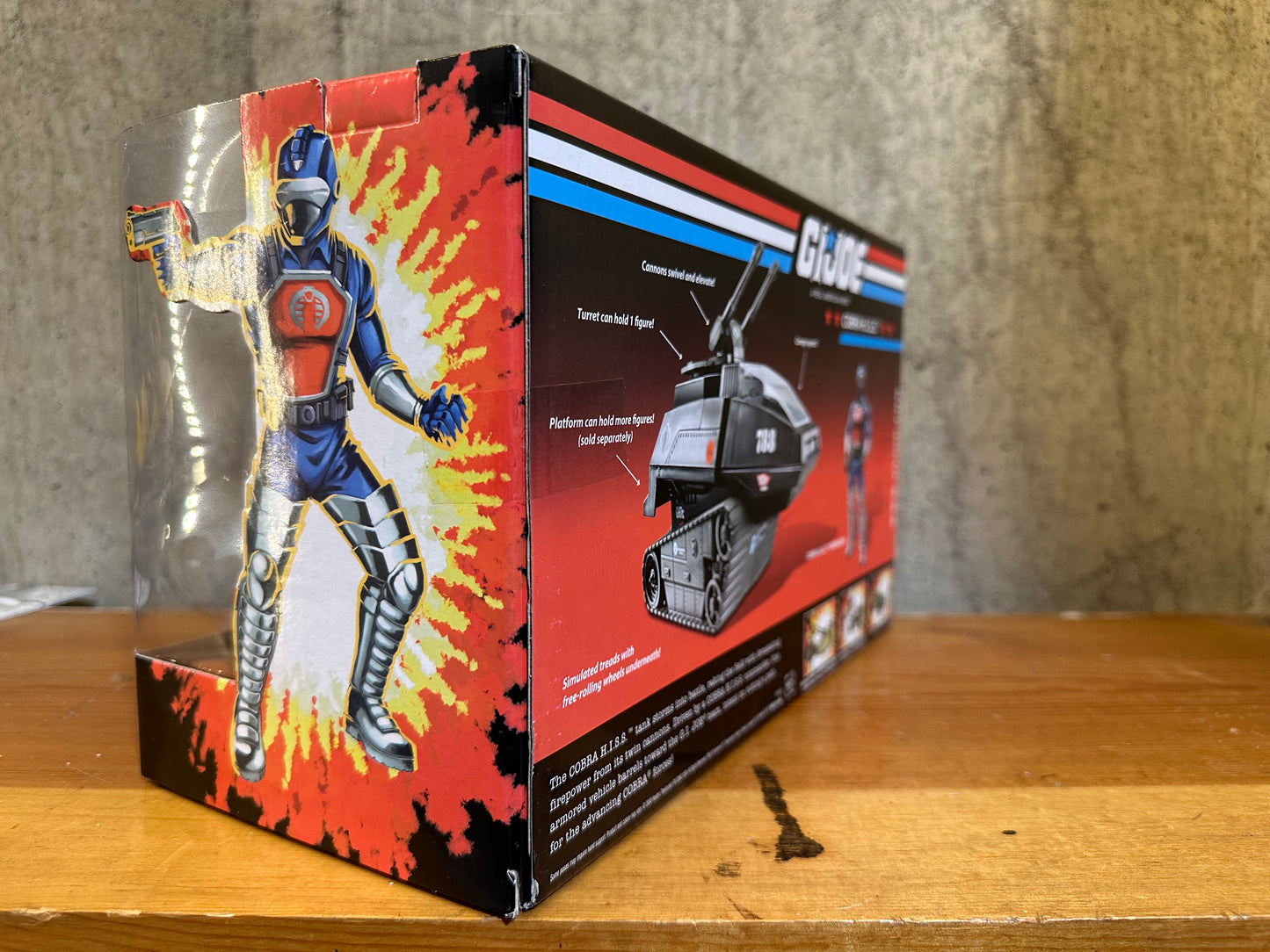 GI JOE 25TH ANNIVERSARY COBRA HISS TANK WITH COBRA HISS COMMANDER Sealed