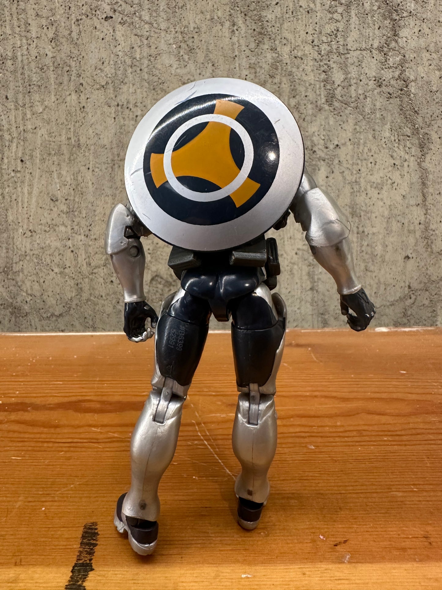 Taskmaster Marvel Legends 6” Action Figure Toy onslaught wave