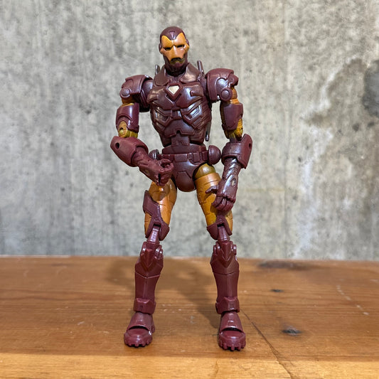 Modern Armor Iron Man series 8 Marvel Legends 2005
