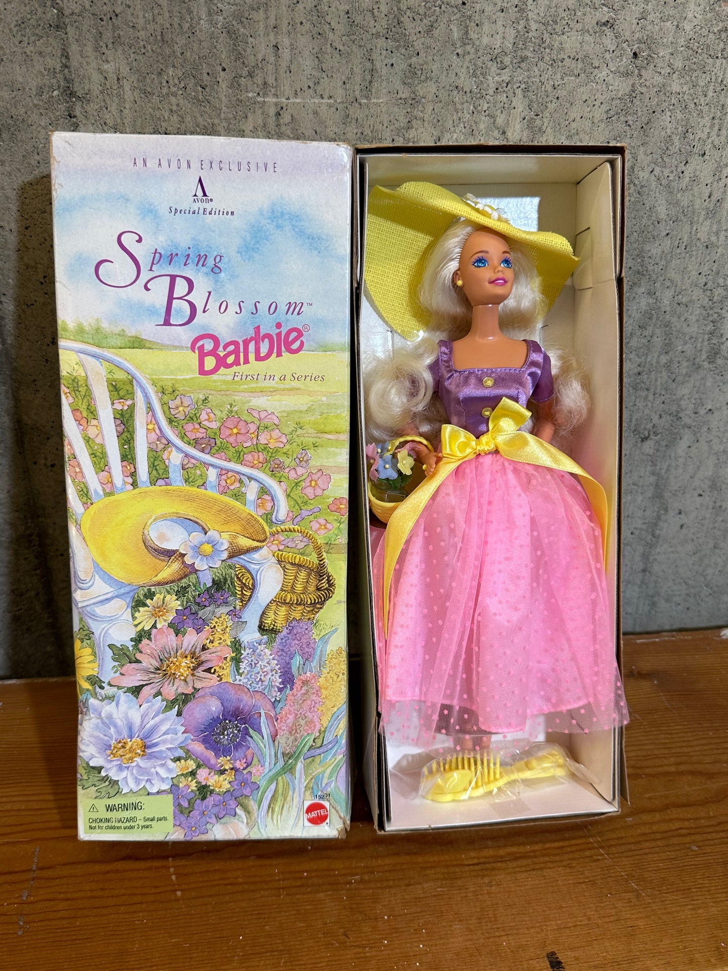 Spring Blossom Barbie Doll Unused in open Box 1995 Mattel