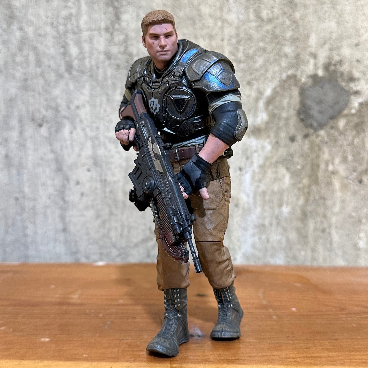 JD Fenix McFarlane Toys Action Figure Gears of War 2016 Microsoft With Toy Gun 6.5”