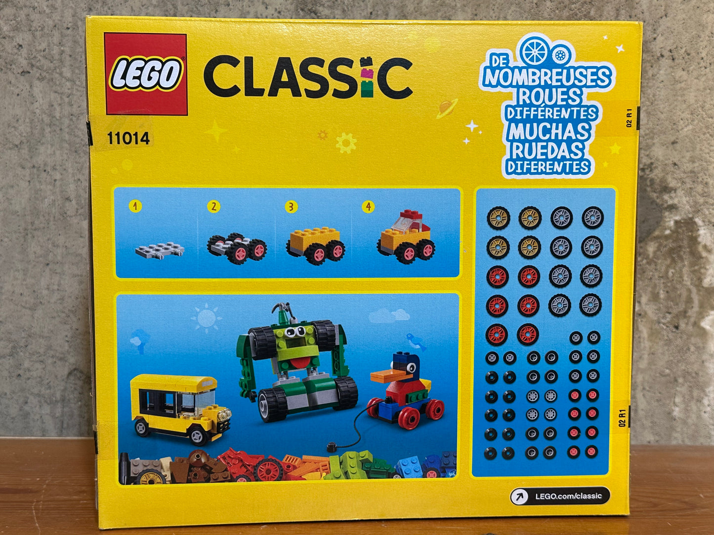 Lego 11014 Classic Bricks and Wheels Sealed Box Retired 2021