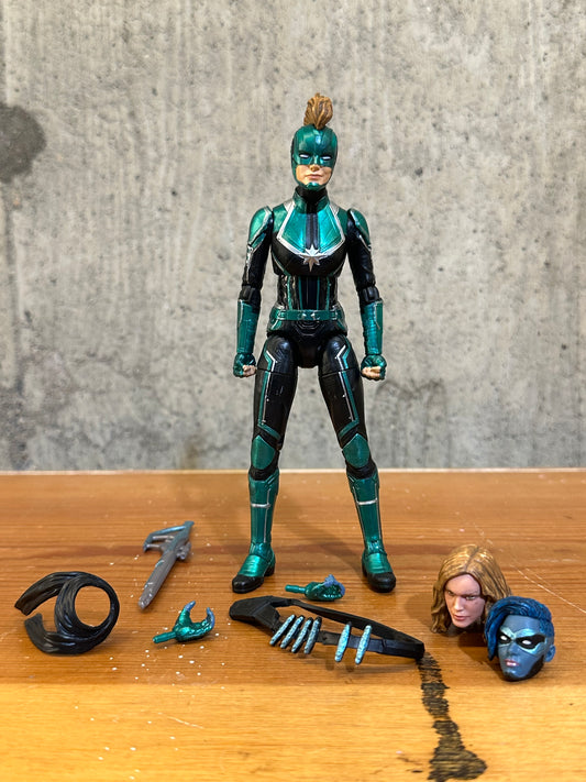 Captain Marvel Marvel Legends Starforce - Target Exclusive Loose Complete