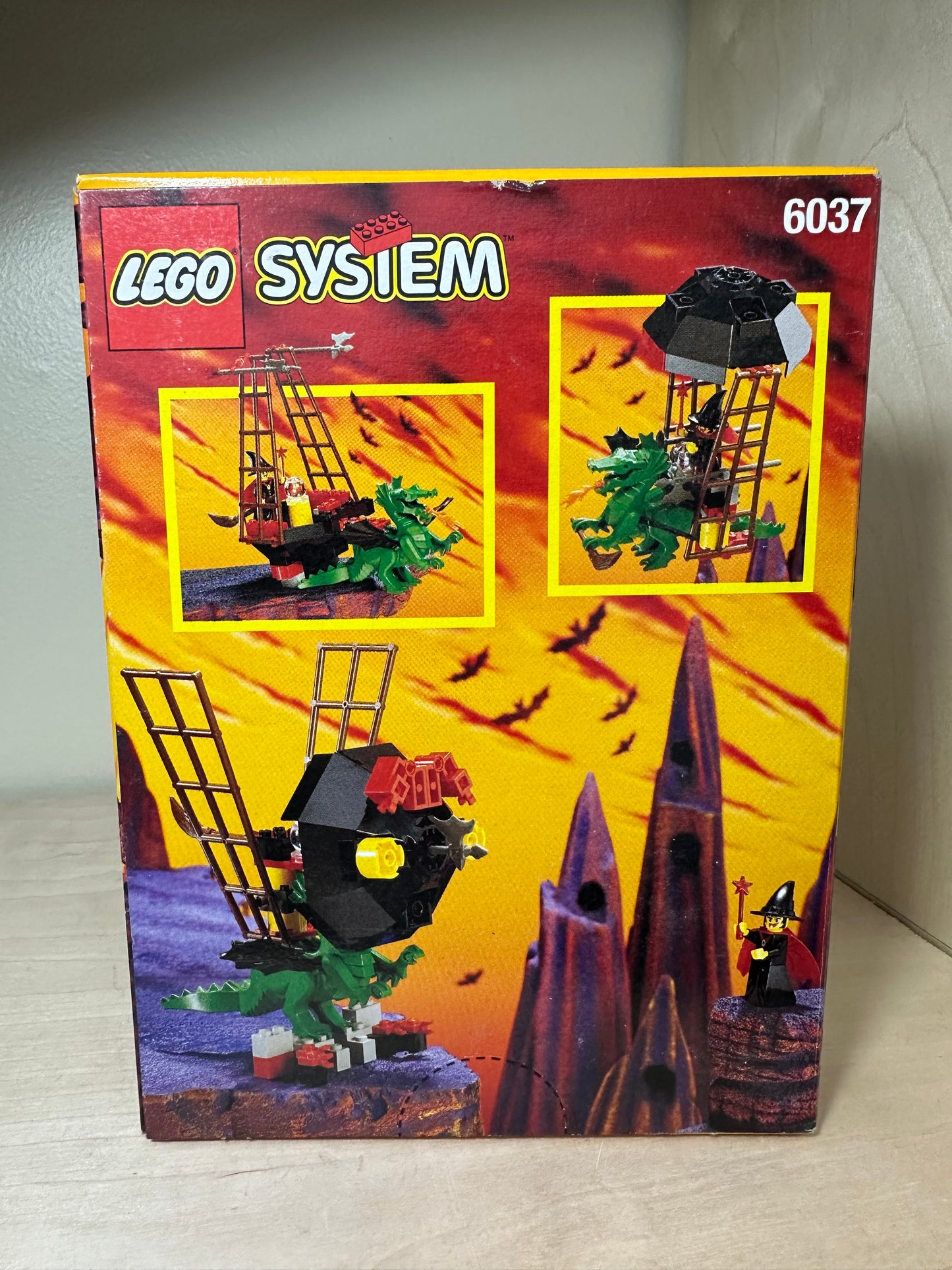 Lego system 6037 Fright Knights Witch’s Windship Brand New Sealed Legos