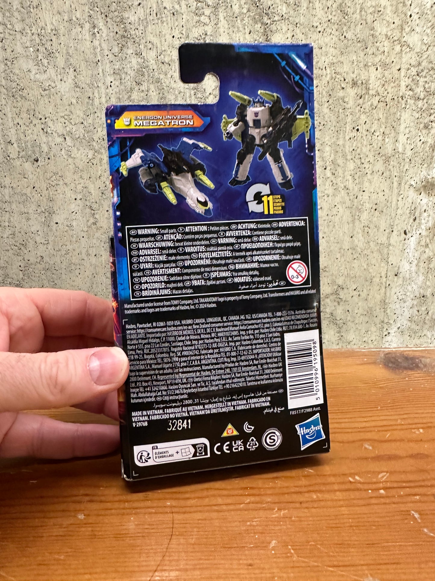 Megatron Energon Universe Core Class Transformers Action Figure Toy Sealed