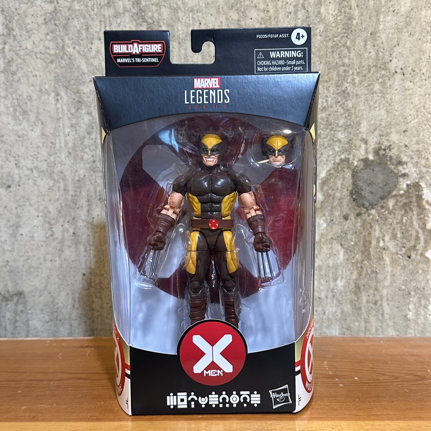 Wolverine Hasbro Marvel Legends X-Men  6” Action Figure Sealed