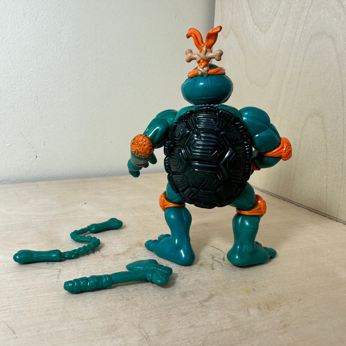 1993 TMNT Cave Mike Ninja Turtles Action Figure Toy BROKEN BELT