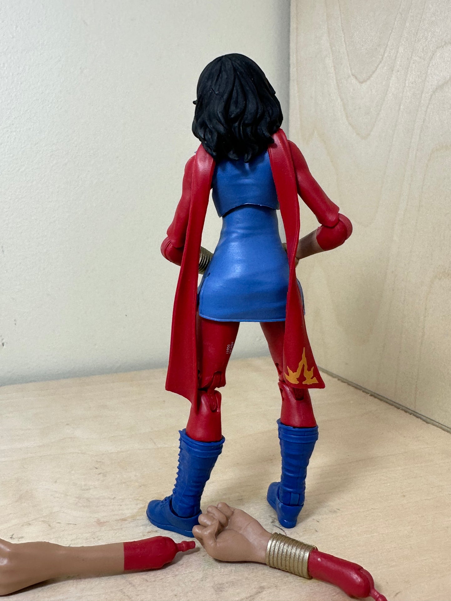 Marvel Legends Ms. Marvel Complete Vintage Action Figure Toy