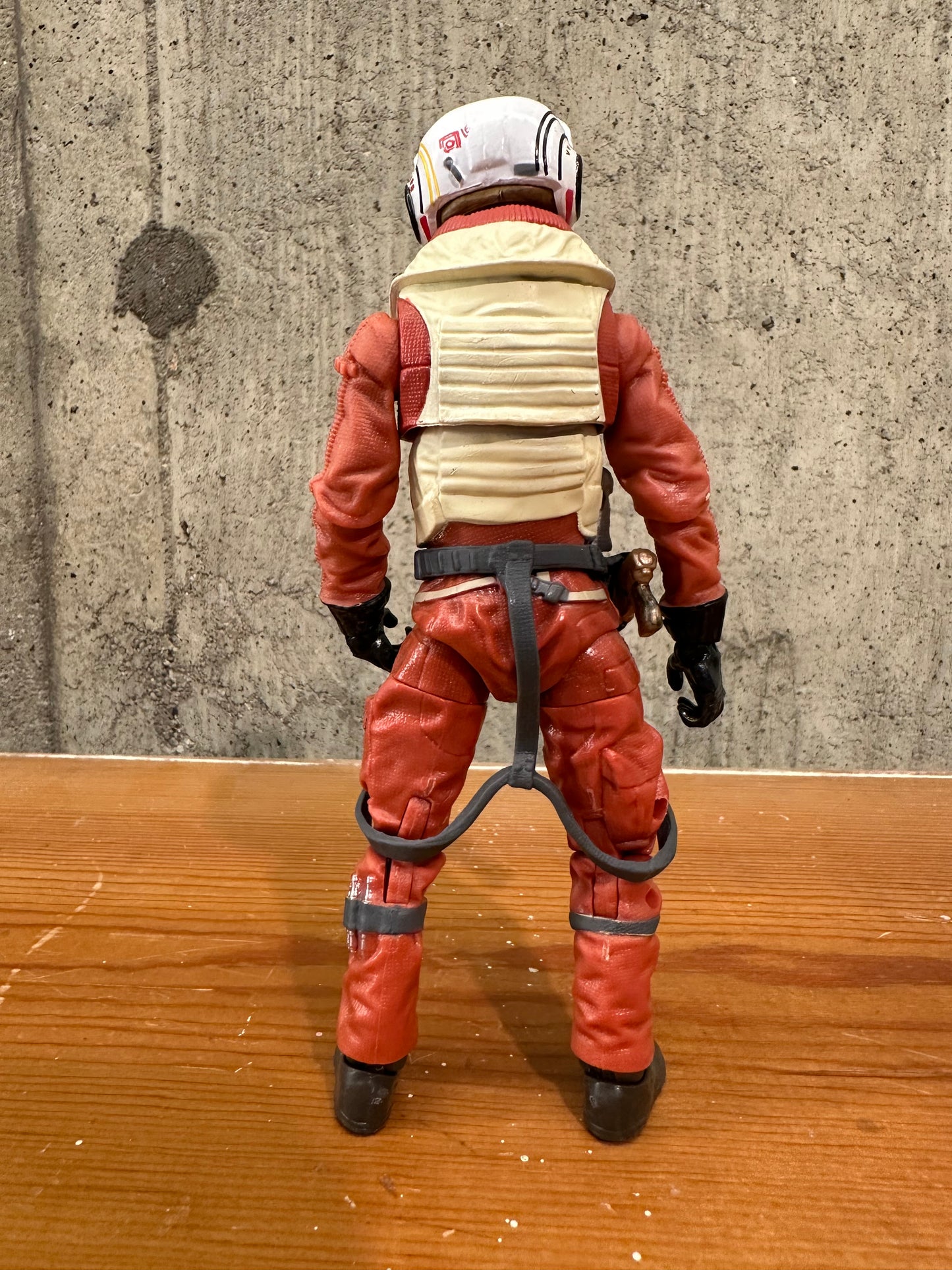 Ello Asty Star Wars Black Series Complete 6” Action Figure Toy