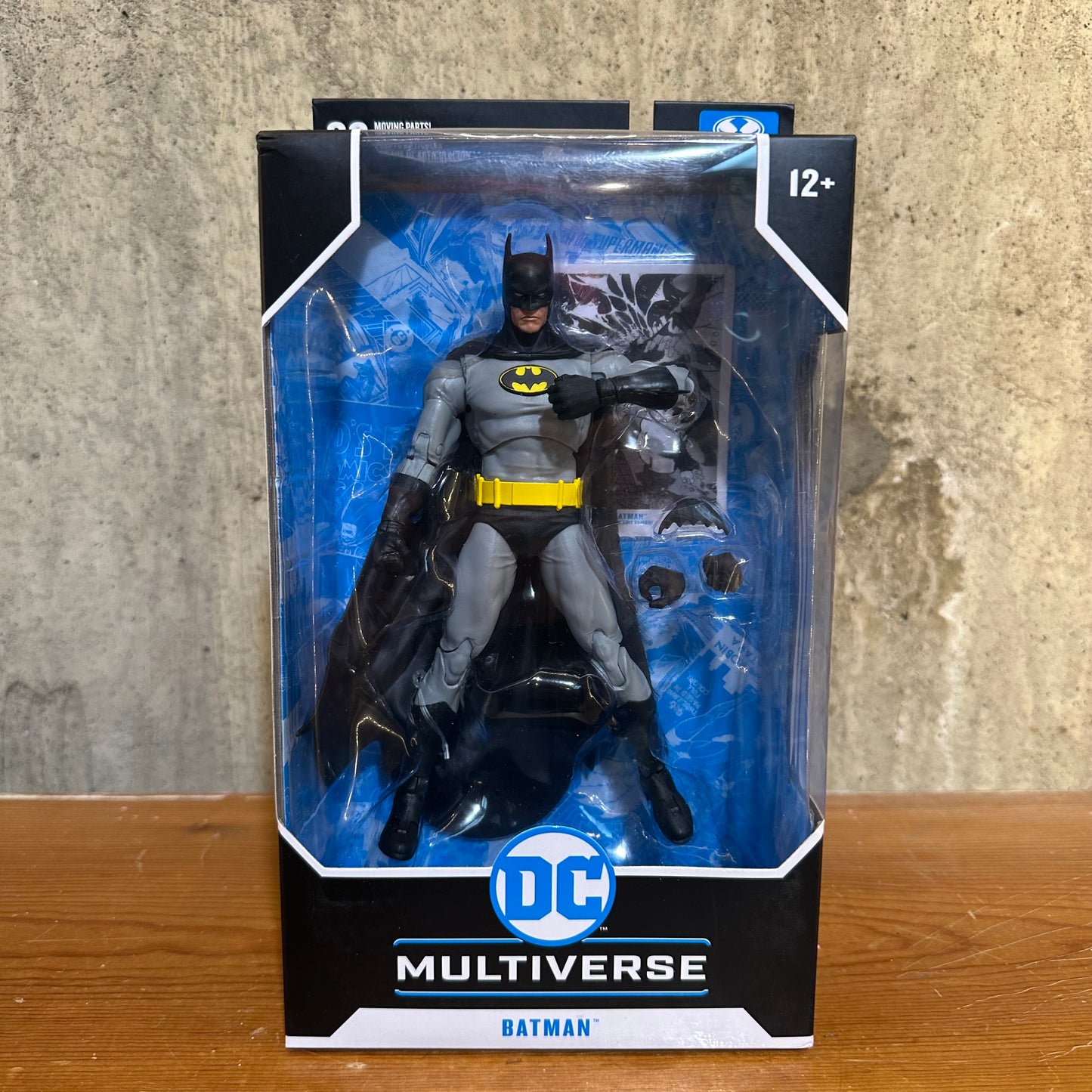 McFarlane DC Comics Multiverse Batman: Hush Black Suit w/ Batarang Riddler New