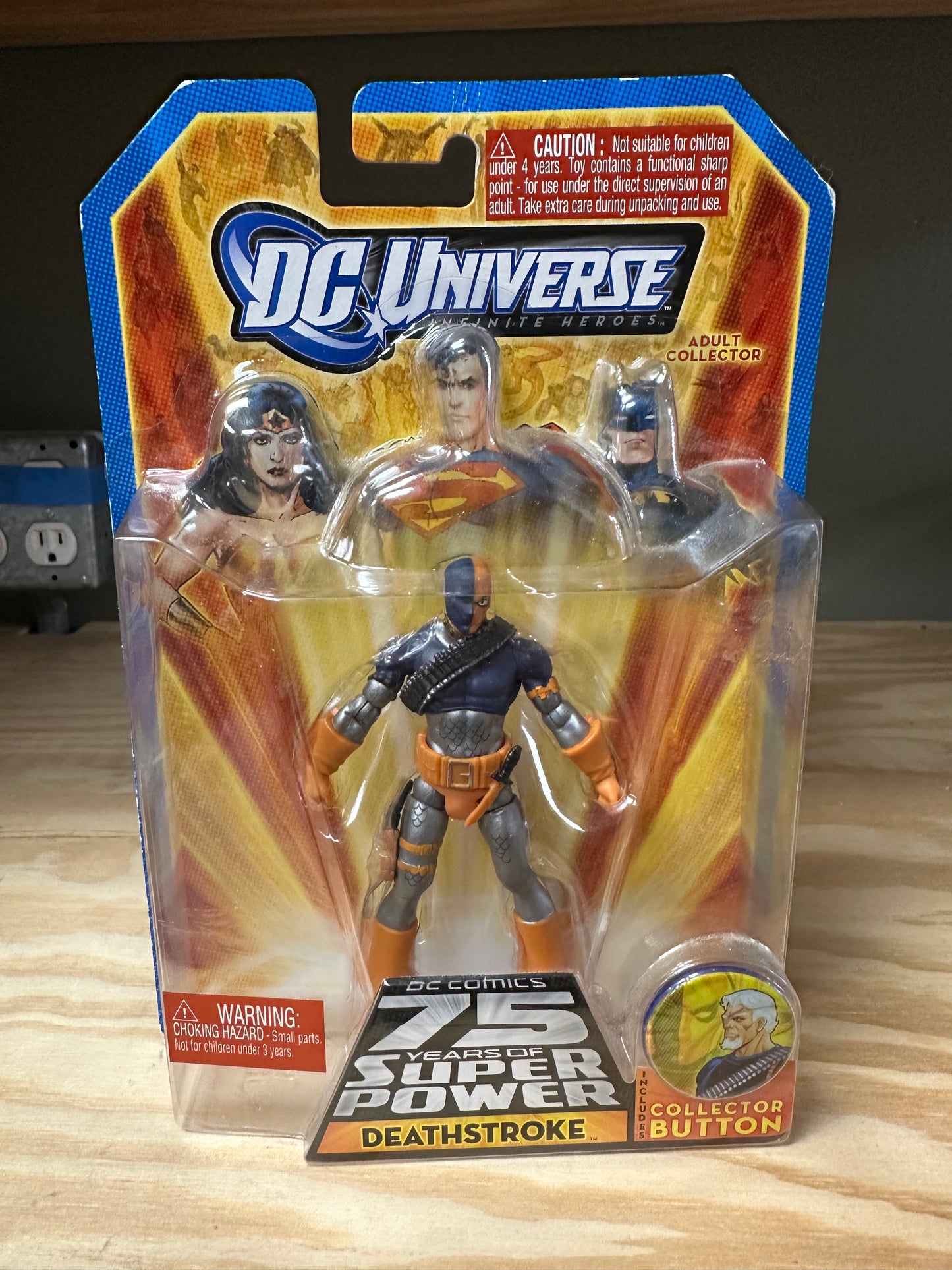 DC Universe Infinite Heroes Deathstroke 3.75” DC Comics Action Figure Toy