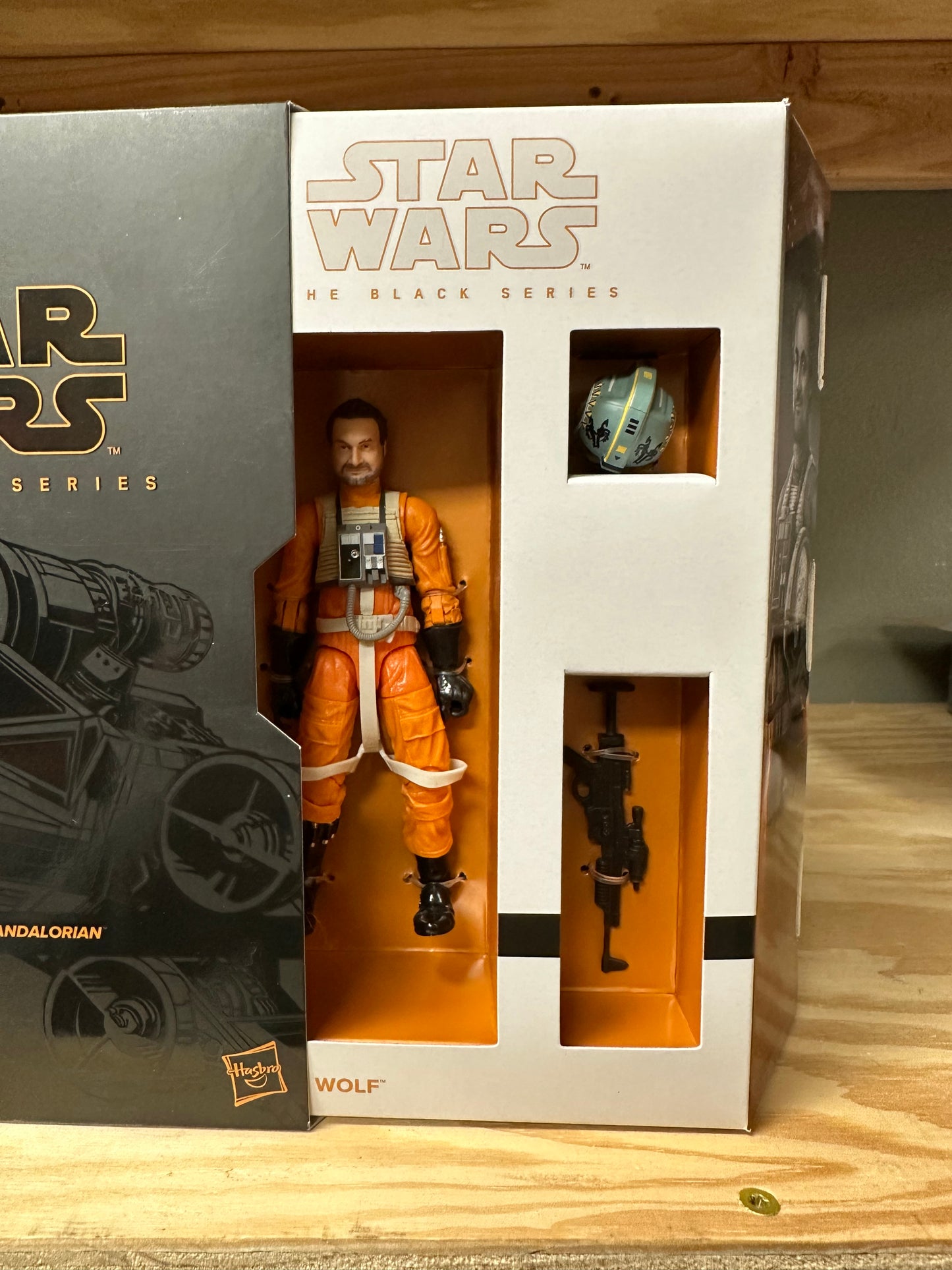 Star Wars Mandalorian Trapper Wolf X-Wing Pilot Brand New Mandalorian Action Figure Toy