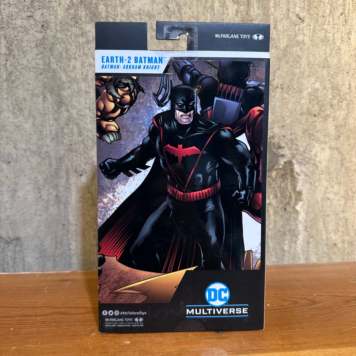 McFarlane DC Multiverse EARTH 2 BATMAN Arkham Knight 7" Action Figure DC Comics