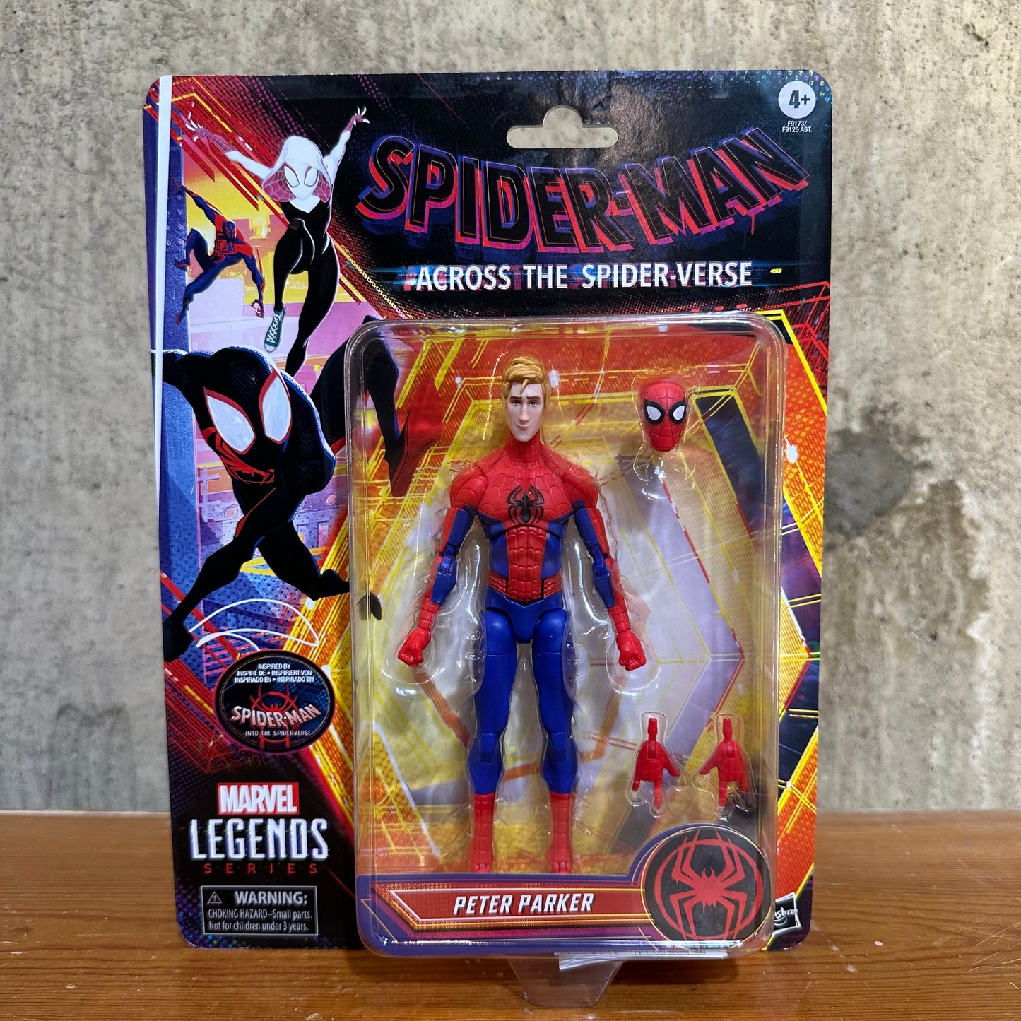 MARVEL LEGENDS Peter Parker Spider-Man Across The Spider-Verse 6” Fig BRAND NEW!