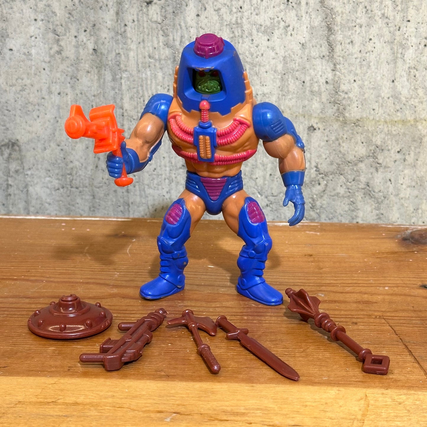Man-E-Faces Man-E-Weapons Complete 1982 MOTU Vintage He-Man Action Figure Toy