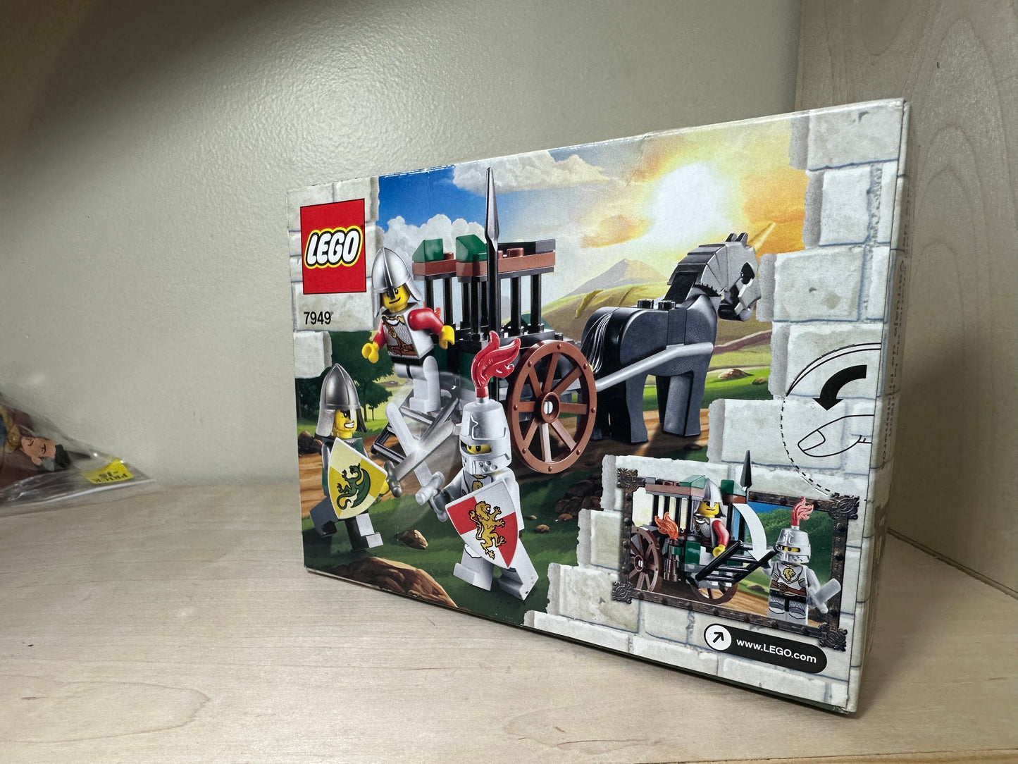 Lego 7949 Sealed Prison Carriage Rescue Lego Knights Brand New