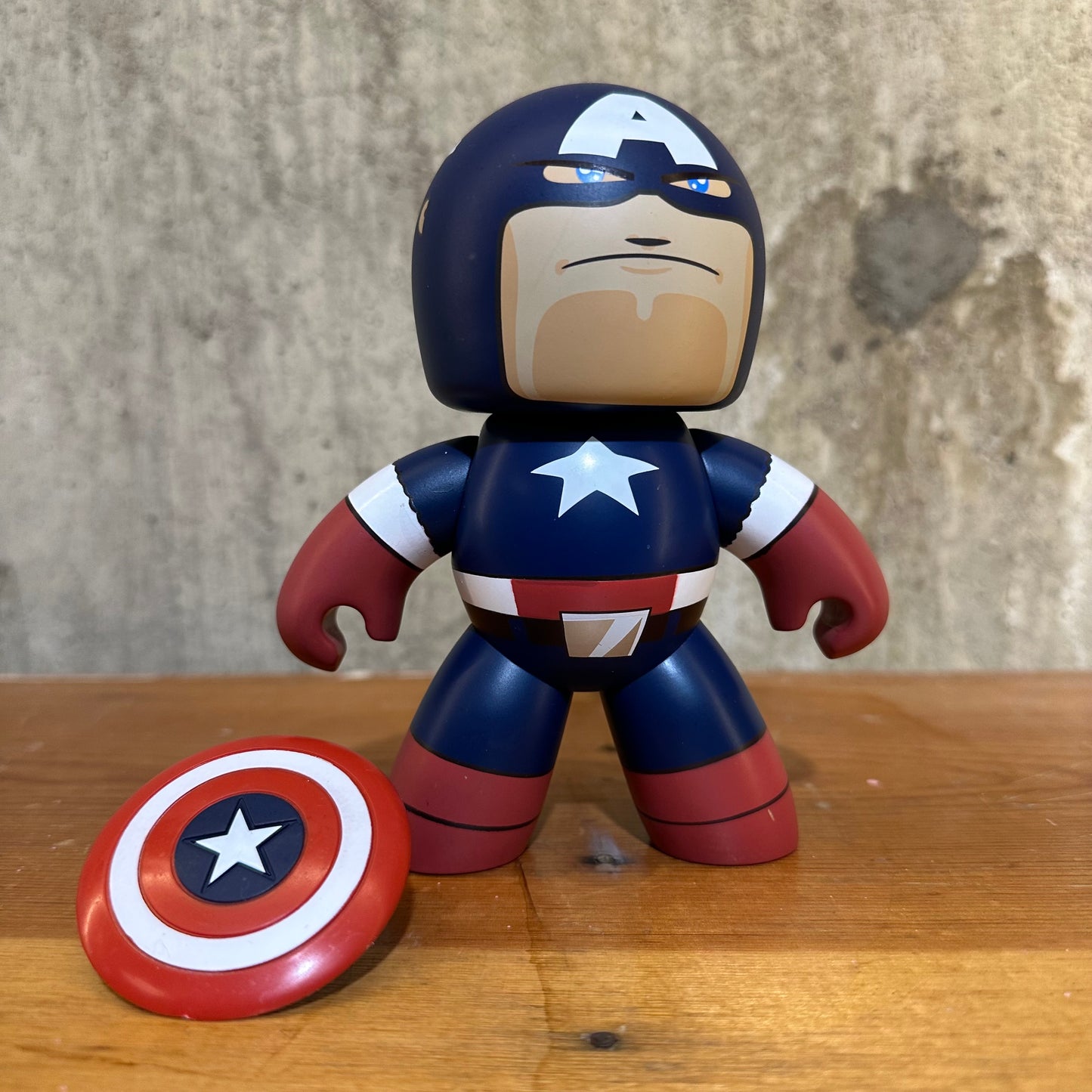 Captain America Hasbro Marvel Mighty Muggs  6" Figure