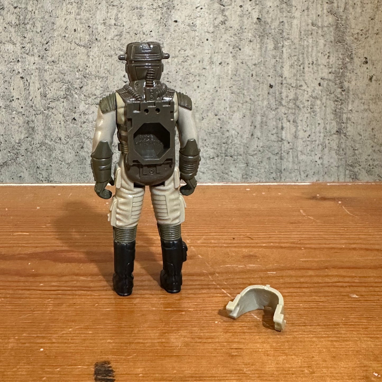 Vintage 1985 Hong Kong Milton Bradley Robotix GAXON GRAVES Action Figure 3.75"