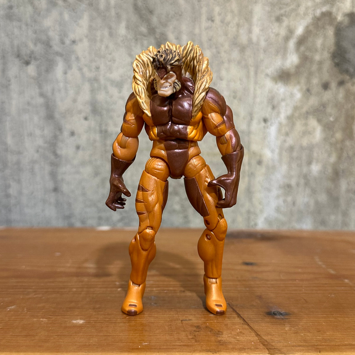 Sabertooth Marvel Universe 4” figure Wolverine Origins complete excellent