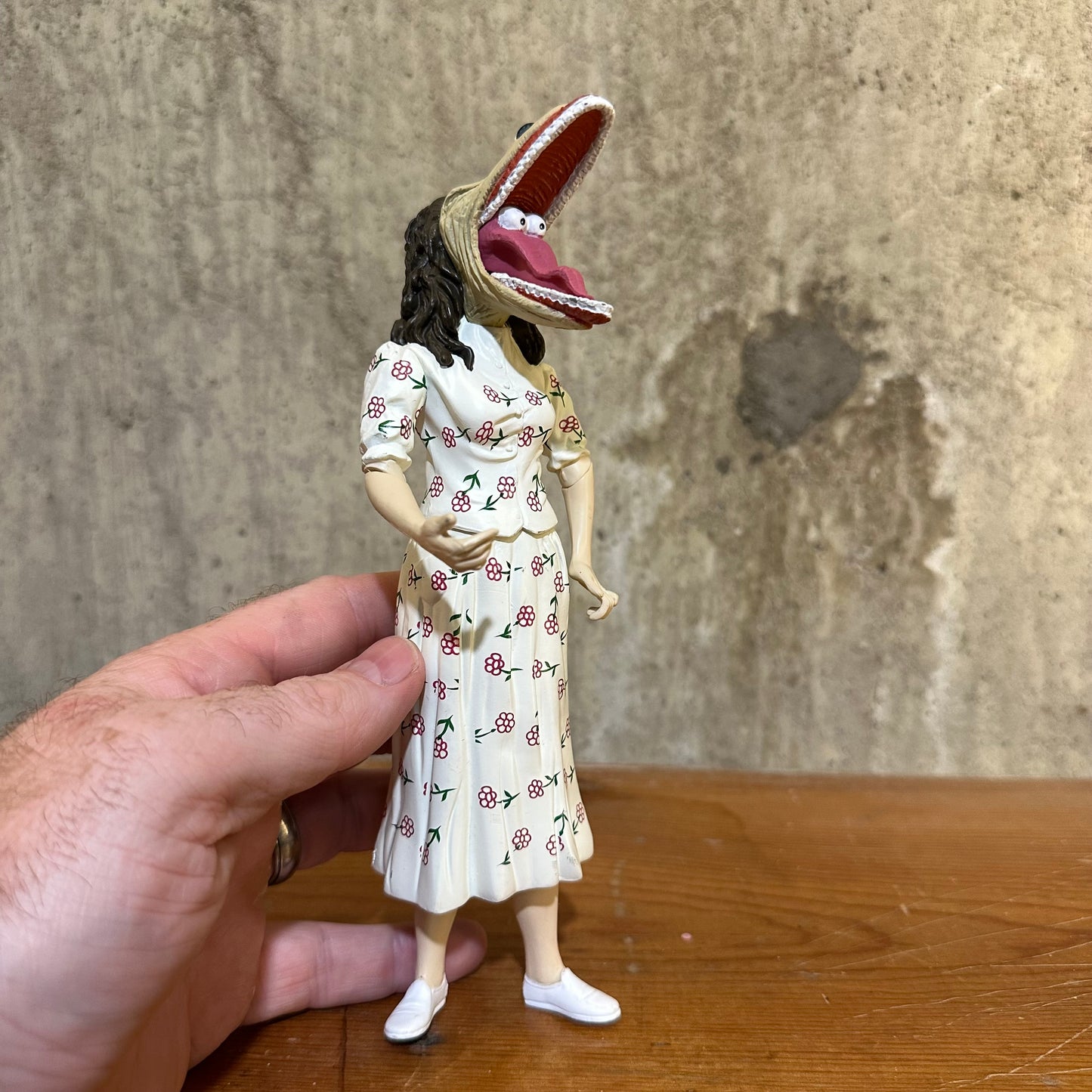 Barbara Stretched Face Beetlejuice 7” Neca  Action Figure Collectible 2001