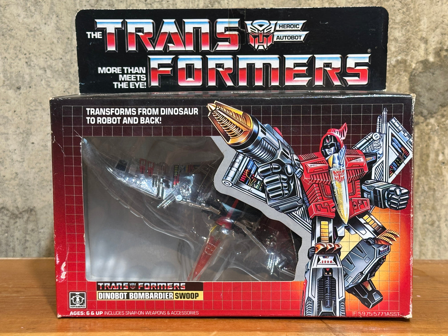 Swoop Mint Complete in Box G1 1985 Transformers Dinobot Autobot