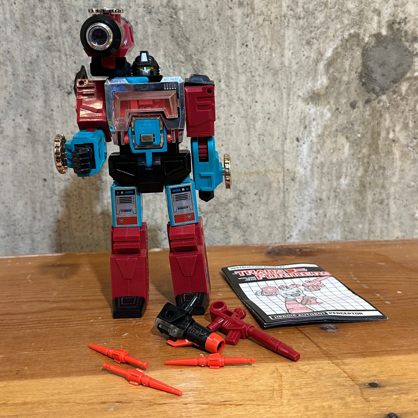 Perceptor Complete G1 Transformers Vintage 80’s Toy