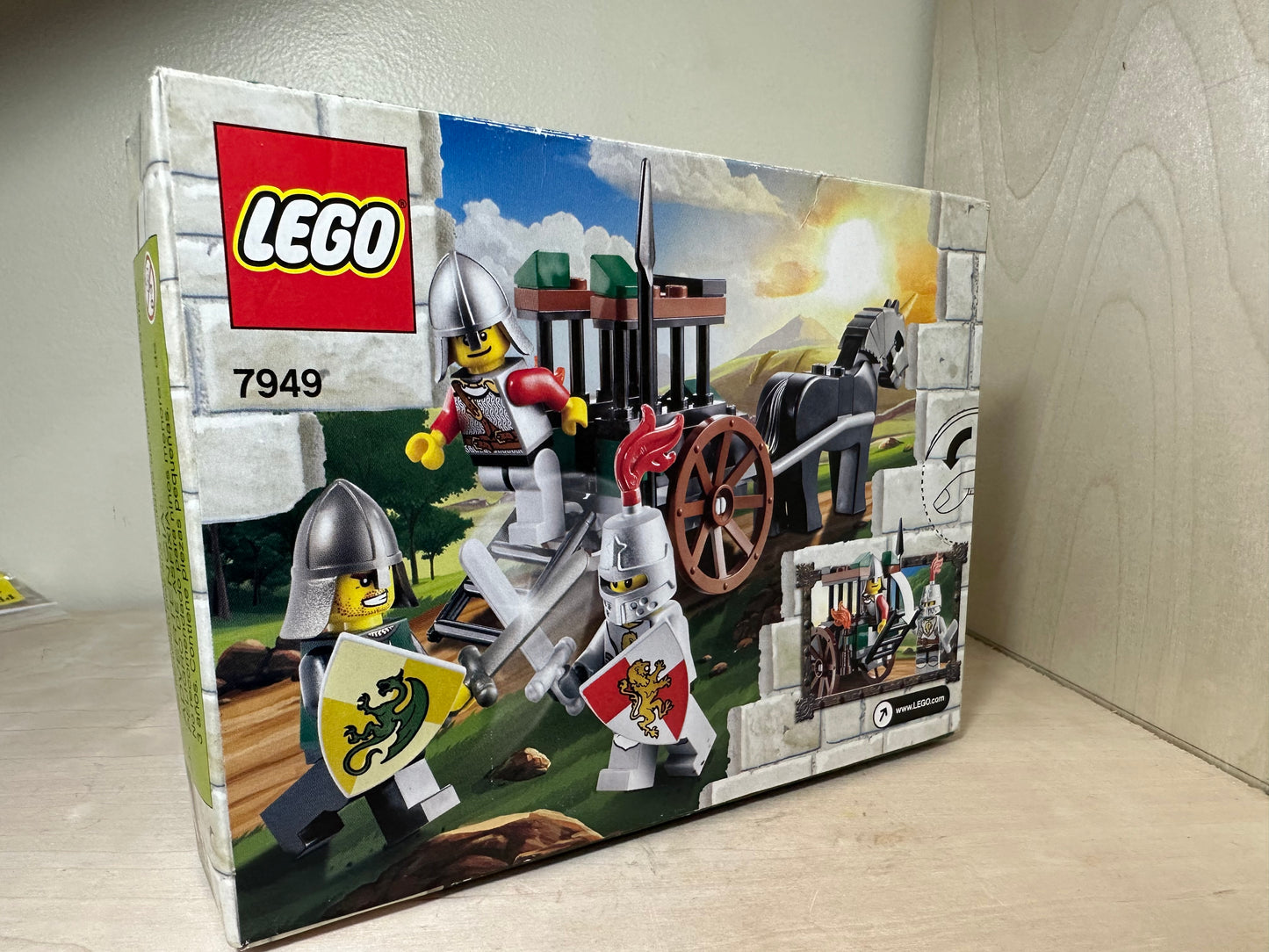 Lego 7949 Sealed Prison Carriage Rescue Lego Knights Brand New