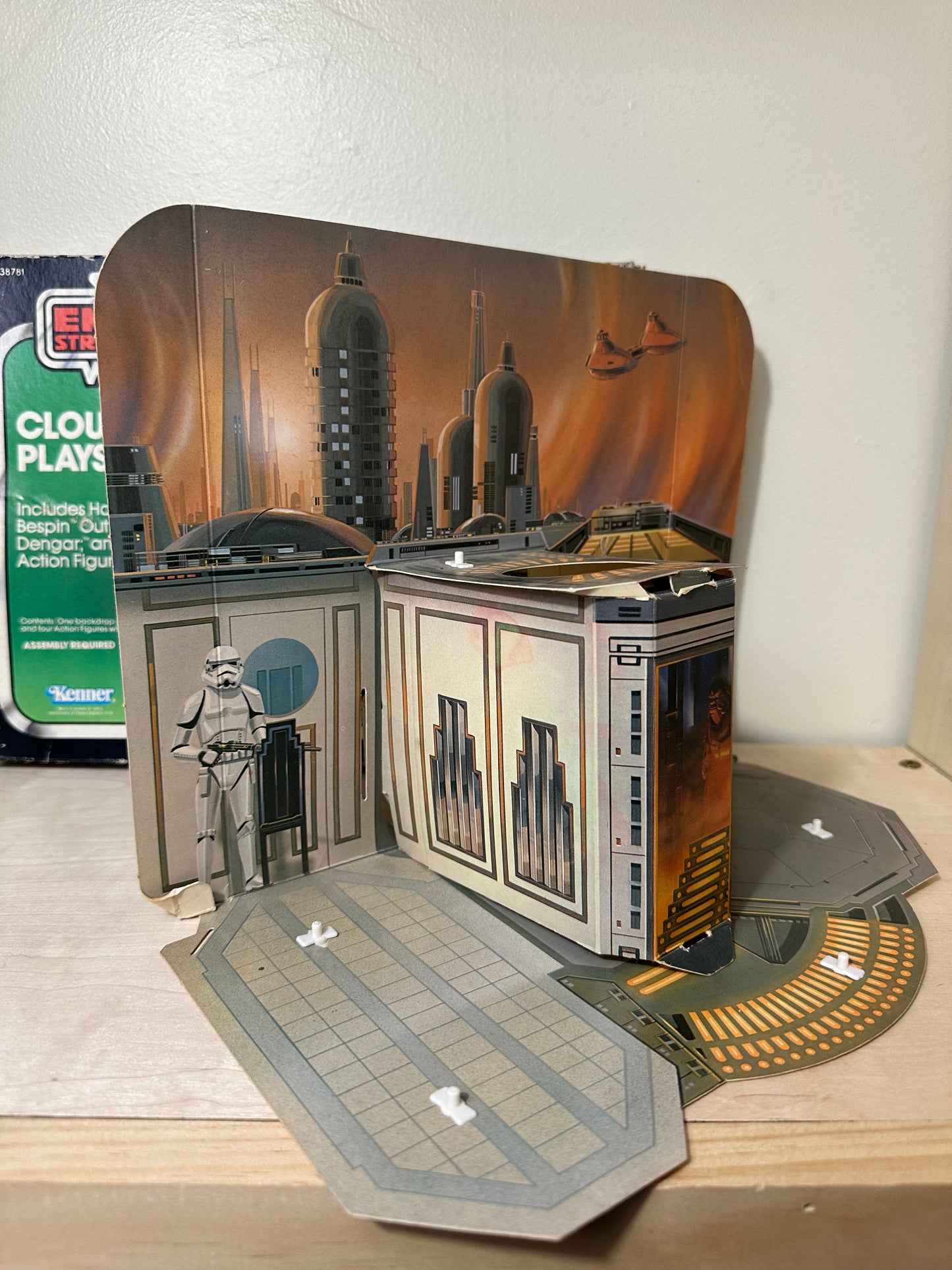 1980 Star Wars Cloud City Empire Strikes Back ESB Playset with original Box and Action Figures