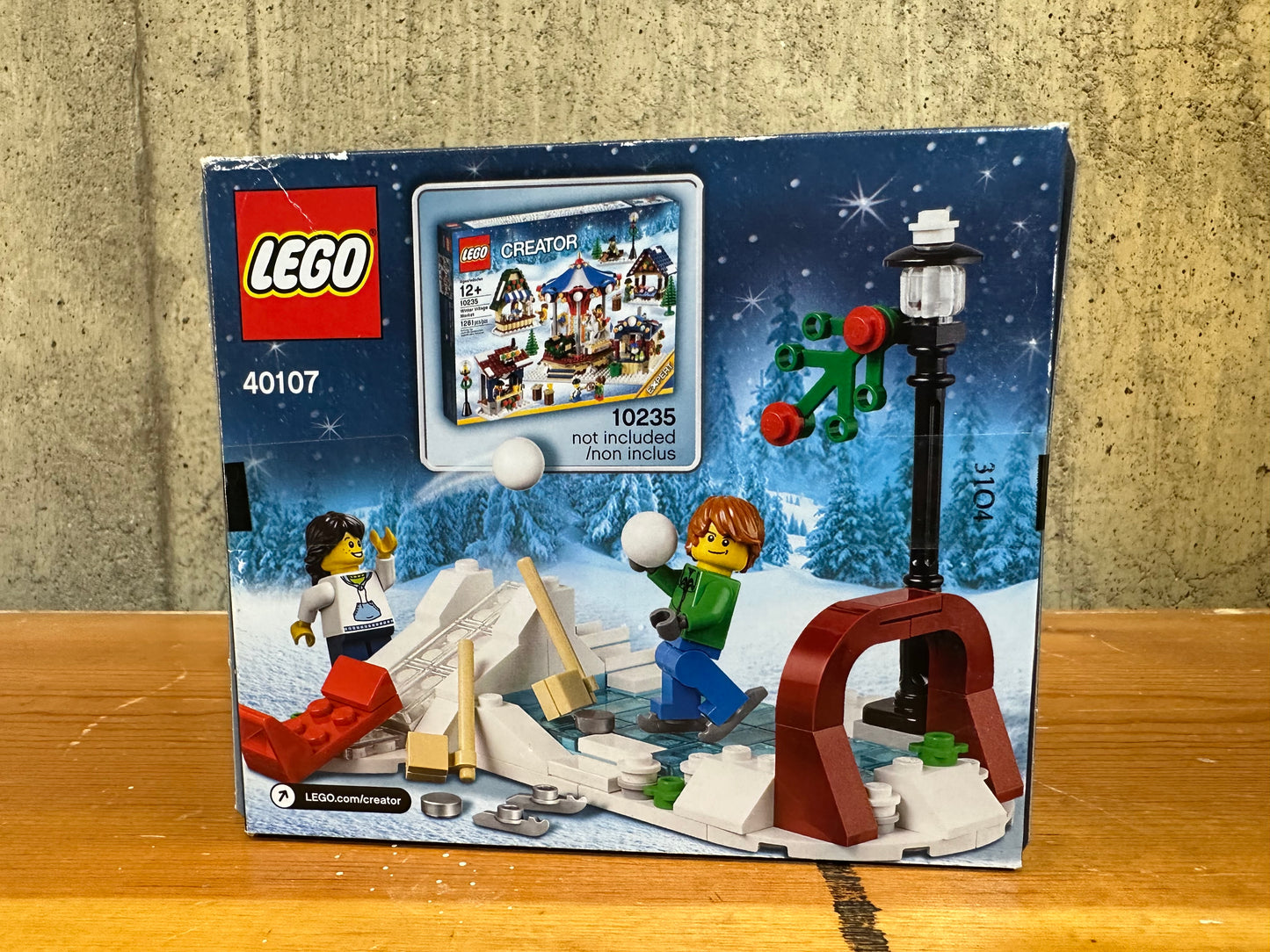Lego 40107 Winter Skating Scene Sealed Building Toy