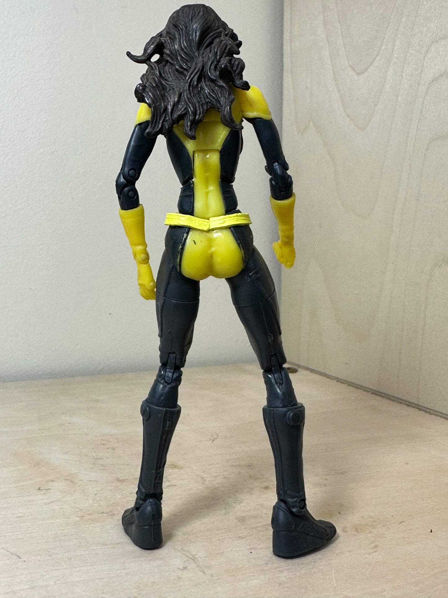 Marvel Toy Biz Kitty Pryde Action Figure Toy