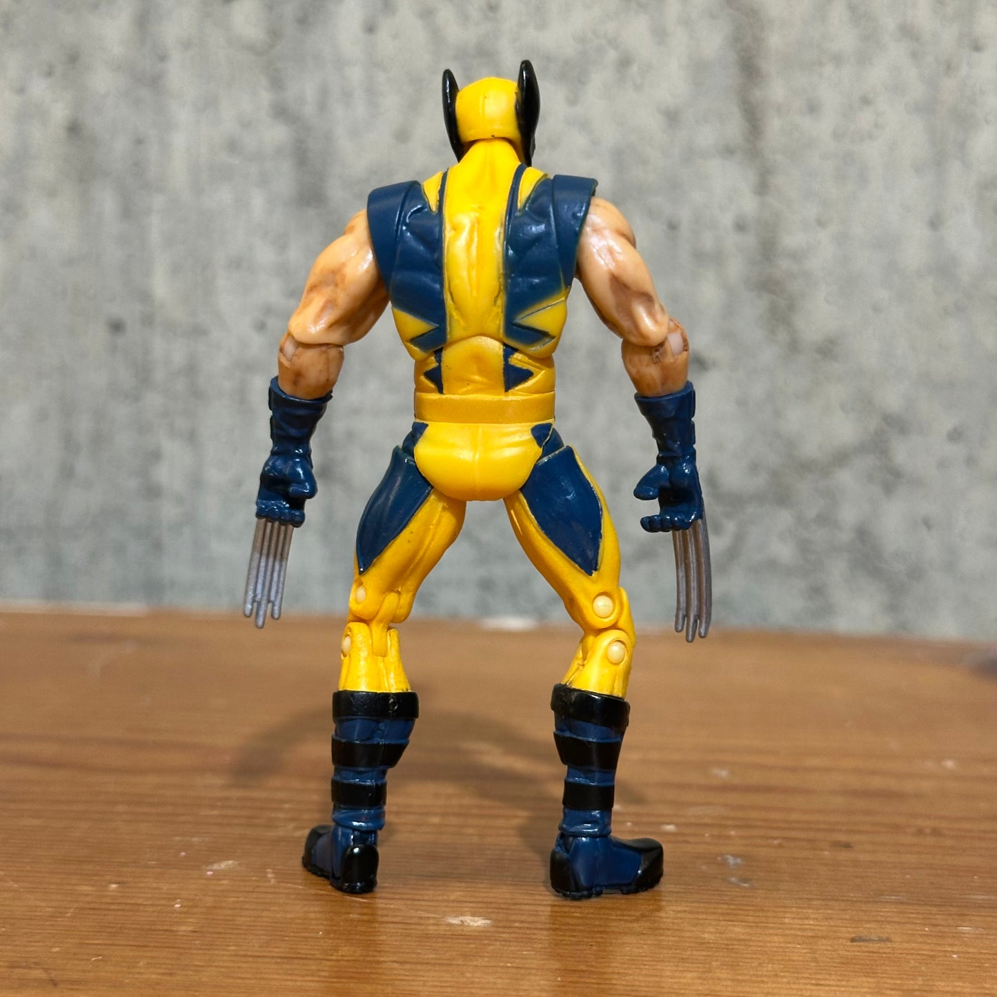 Wolverine 4” Marvel Infinite Series Action Figure Toy