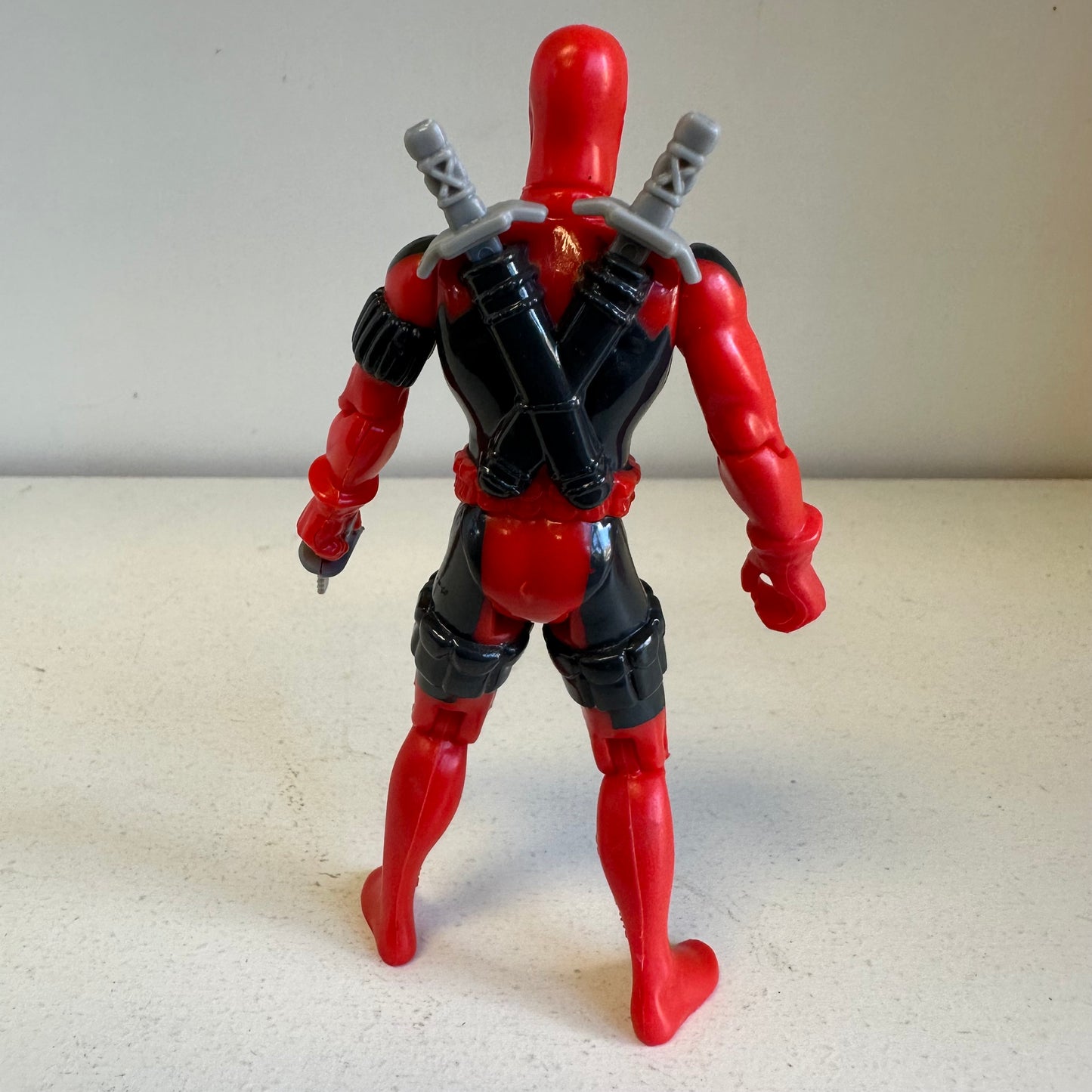 Marvel Toy Biz 90’s Deadpool Action Figure Complete