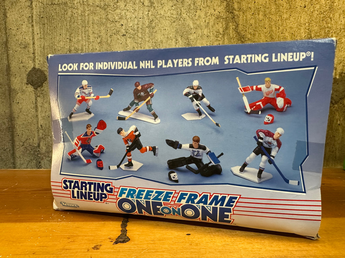 Kenner SLU Hockey Freeze Frame one on One Paul Kariya Eric Lindros Sealed Action Figure Set Hockey