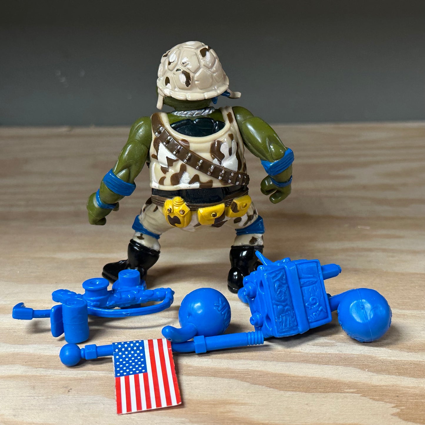 TMNT Lieutenant Leo Complete Vintage Ninja Turtles Action Figure Toy