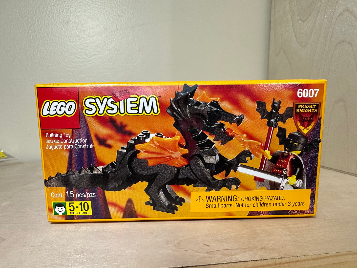 Lego 6009 Bat Lord Sealed Brand new Legos Fright Knights