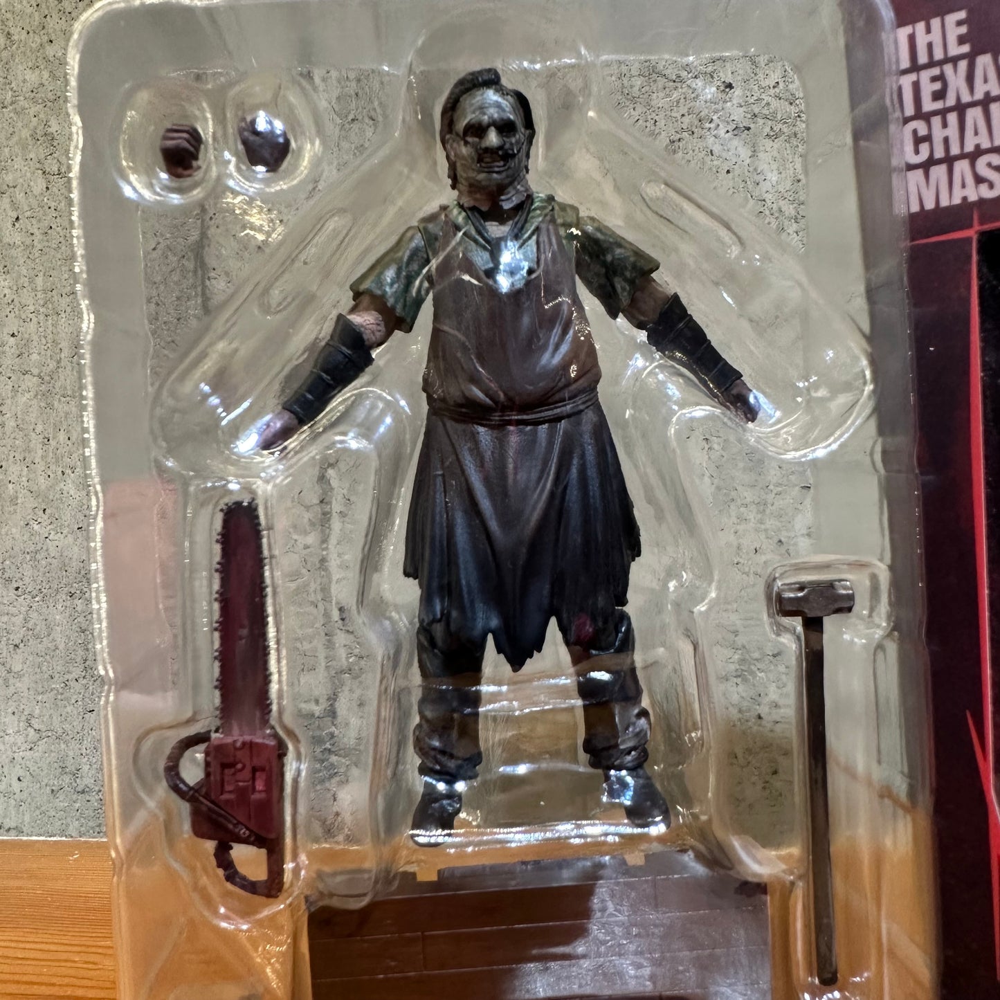 Hiya Toys Texas Chainsaw Massacre 2003 Leatherface 4.25” Killing Mask Figure