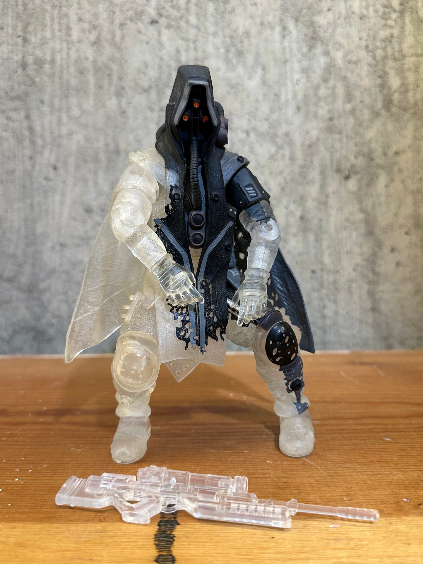 Killzone 3 Helghast Marksman Sniper Collectors Edition Cloaked DC Comics Action Figure