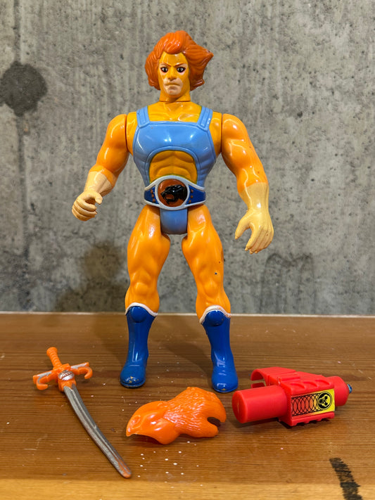 Lion-O Orange Hair Complete Thundercats Action Fifure Toy Power Ring doesn’t work