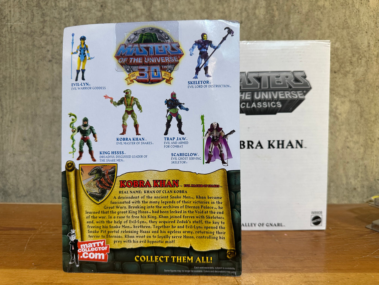 Kobra Khan MOTU Classics Sealed Action Figure with Mailer Box